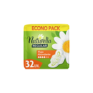 Toallas femeninas con manzanilla con alas Naturella 32pz